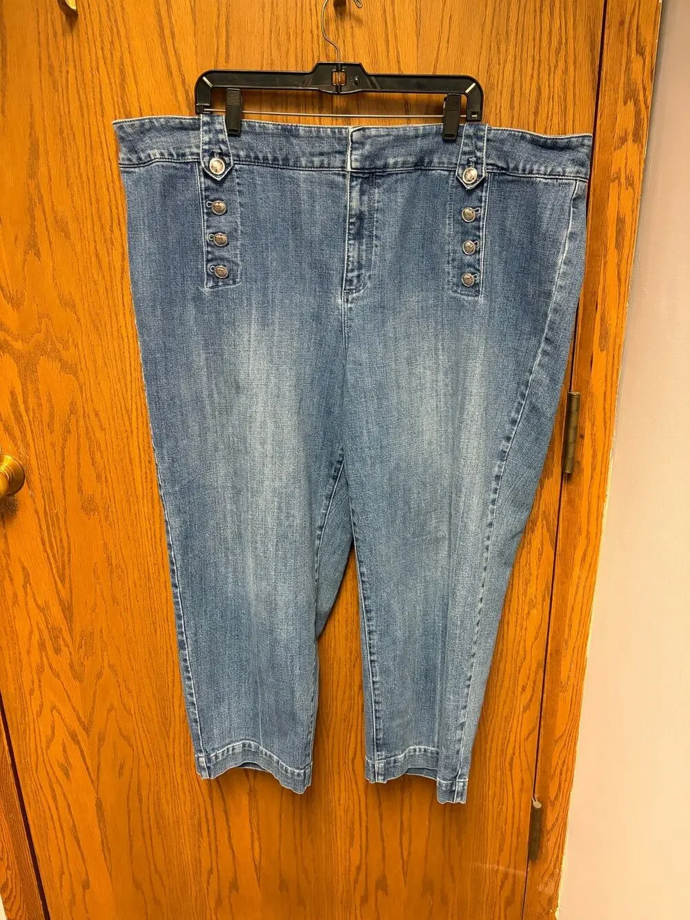 Talbots Sailor Jeans Women's 24W Plus Crop Denim Capri Button Detail Stretch - Picture 1 of 6